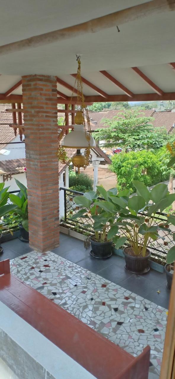 Ada Homestay Magelang Exterior foto